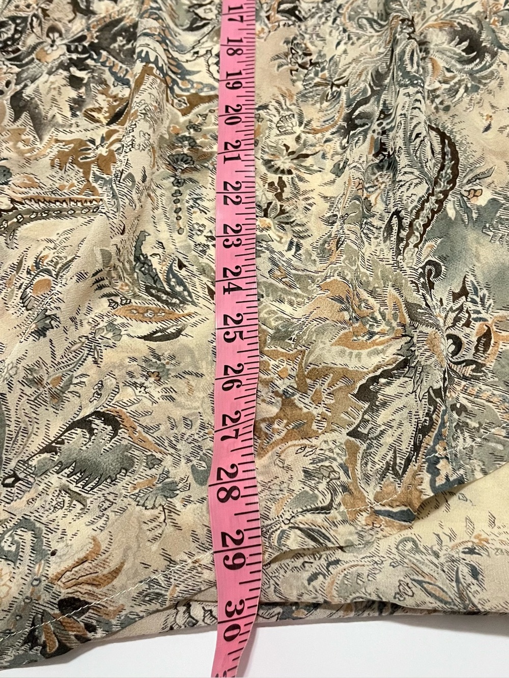 Emanuel Ungaro Women's Vintage Paisley Floral 100% Silk Wrap Skirt - Picture 9 of 9